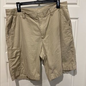 Colombia men’s khaki shorts